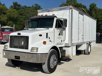 Main image Peterbilt 330